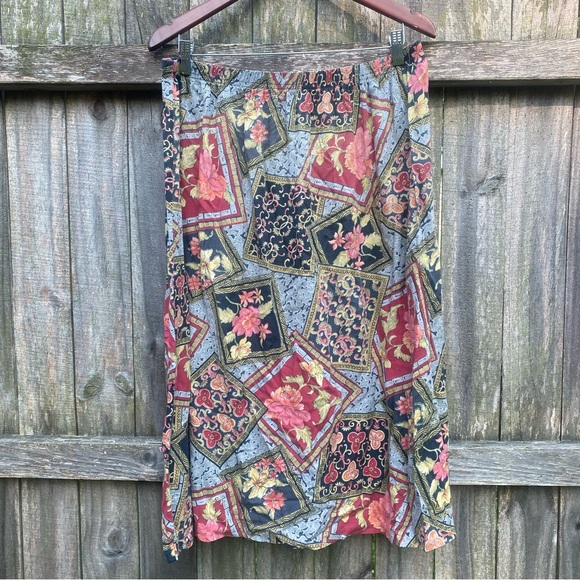 Vintage 80’s-90’s Nikki Elastic Waist Ornate Midi Skirt - Picture 3 of 5